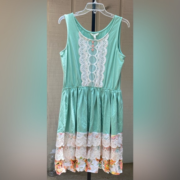 Matilda Jane Dresses & Skirts - Matilda Jane Women’s Dress Size L NWT’s